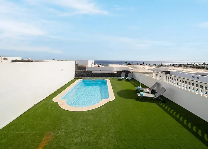 Casa Mirador By Blve Homes Ferienhaus Puerto del Carmen (Lanzarote)